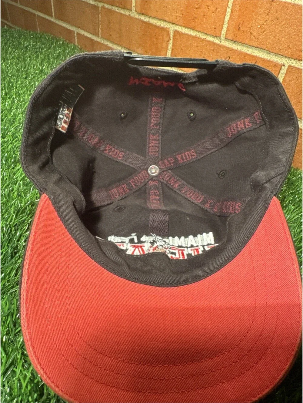 Miami Heat #1 Fan Bugs Bunny Embroidered Hat Junk Food Gap Kids Size L/XL